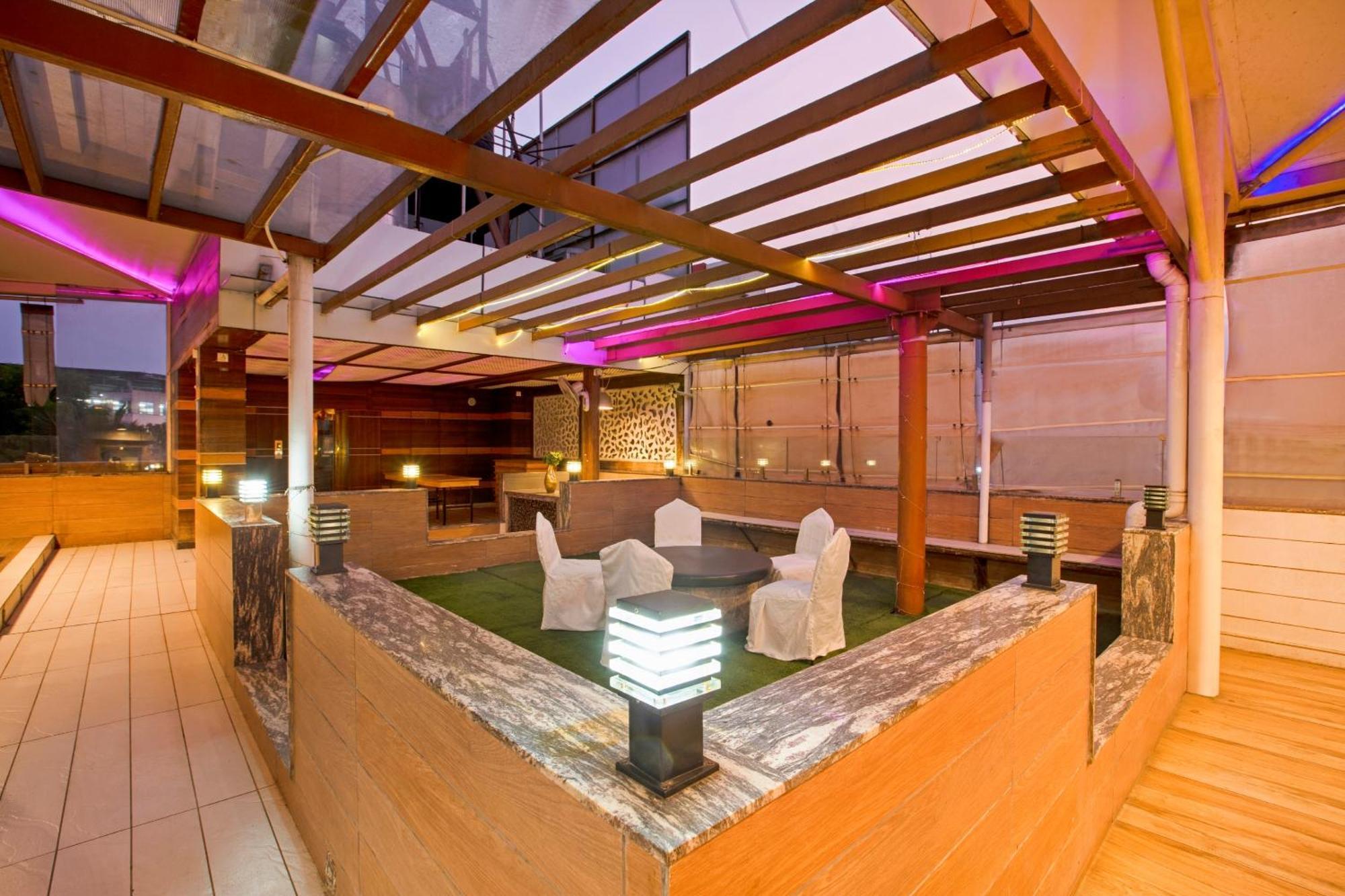 Super Townhouse Oak Jvh Hotel Bangalore Exterior foto